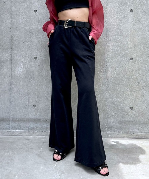 PAGEBOY（ページボーイ）の「【WEB限定】DAILYフレアスウェットパンツ（スウェットパンツ・レディース・ホワイト/ブラック/グレー/ピンク・MEDIUM/LARGE）」の2枚目の写真