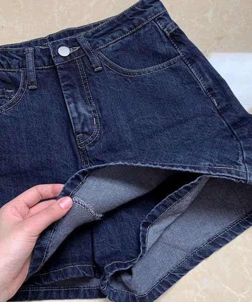 Miniministore(ミニミニストア)の「デニムスカパンハイウエストショートパンツ(デニムパンツ・レディース・インディゴブルー・XL/M/L/S)」の5枚目の写真