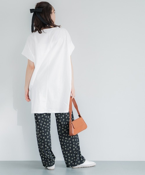 coca(coca)(コカ)の「ボートネックドルマンチュニック(Tシャツ/カットソー・レディース・ブラック/ホワイト・M/L)」の16枚目の写真