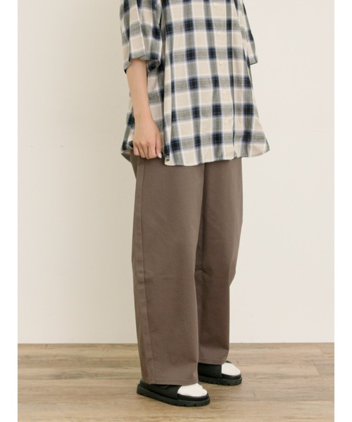 Samansa Mos2(サマンサ モスモス)の「ワイドエッグチノパンツ(チノパンツ・レディース・ブラウン/ライトベージュ・マルチサイズ)」の22枚目の写真