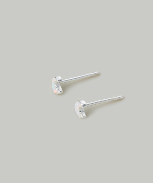 Jolie Toujours(ジョリトゥジュール)の「【金属アレルギー軽減】〈Silver925〉人工オパールムーンスタッドピアス(ピアス(両耳用)・レディース・シルバー/サックスブルー・FREE)」の10枚目の写真