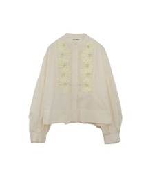 Marilyn Moon（マリリンムーン）の「【SOI-MeME】code embroidery pearl blouse（シャツ/ブラウス）」