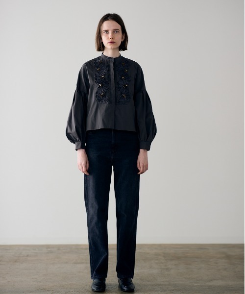 SOI-MeME】code embroidery pearl blouse（シャツ/ブラウス）｜Marilyn