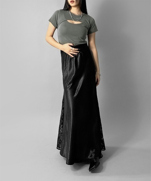 LVEU.(ラブユ.)の「【LVEU.】フロントカットアウトトップス / トップス 半袖 カットアウト 肌見せ ミニT クロップド ショート コンパクト ブラック カーキ(Tシャツ/カットソー・レディース・ブラック/カーキ・FREE)」の3枚目の写真