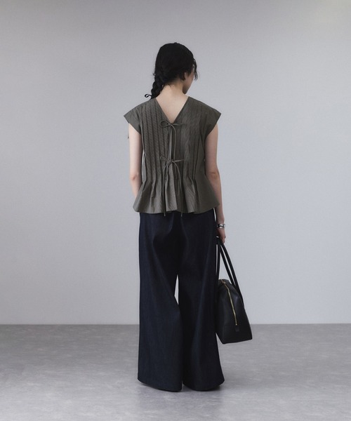 【サステナブル】タックフレアジレブラウス