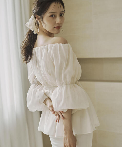 PROPORTION BODY DRESSING(プロポーションボディドレッシング)の「バルーンスリーブオフショルブラウス / 1215210809(シャツ/ブラウス・レディース・ブルー/ピンク/ホワイト系その他/ベージュ・MEDIUM/SMALL)」の13枚目の写真