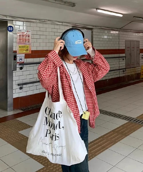 meJane(ミージェーン)の「ワンポイント刺繍 ギンガムチェックシャツ(シャツ/ブラウス・レディース・レッド・FREE)」の3枚目の写真