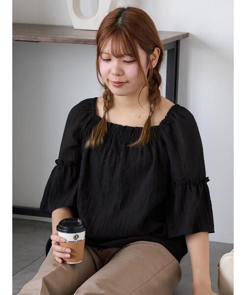 ehka sopo（エヘカソポ）の「スクエアネックフレアーブラウス（シャツ/ブラウス・レディース・キナリ/ブラック/ピンク・F）」の5枚目の写真