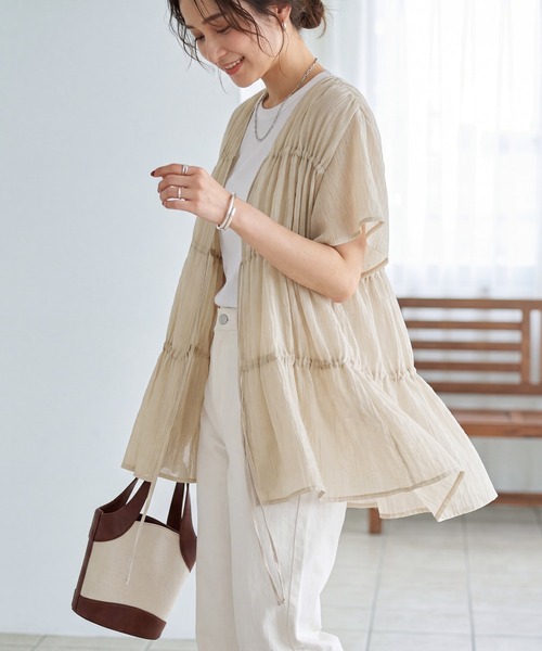 STYLE DELI(スタイルデリ)の「ダブルガーゼシフォンのリボン留めチュニックカーディガン(シャツ/ブラウス・レディース・ブラック/ライトベージュ・FREE)」の1枚目の写真