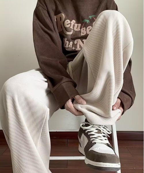 SHEPP(シープ)の「コーデュロイ ルーズストレートパンツ(その他パンツ・メンズ・グレー/ブラック/パープル/ピンク/ホワイト・M/L)」の9枚目の写真