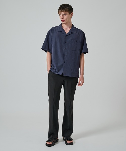 STUDIOUS(ステュディオス)の「【soe/ソーイ】別注 H/S Regular Collar Shirt(シャツ/ブラウス・メンズ・ブラック/ネイビー・1/2)」の7枚目の写真