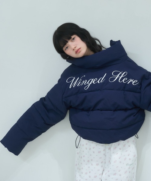 Smyeon(スミョン)の「Stand collar short volume jacket/スタンドカラーショートボリュームジャケット(ダウンジャケット/コート・レディース・ブラック/ホワイト/ブラウン/ネイビー・FREE)」の4枚目の写真