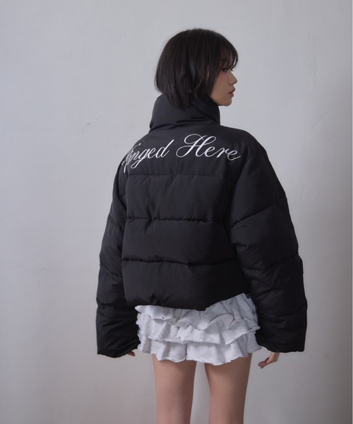 Smyeon(スミョン)の「Stand collar short volume jacket/スタンドカラーショートボリュームジャケット(ダウンジャケット/コート・レディース・ブラック/ホワイト/ブラウン/ネイビー・FREE)」の15枚目の写真