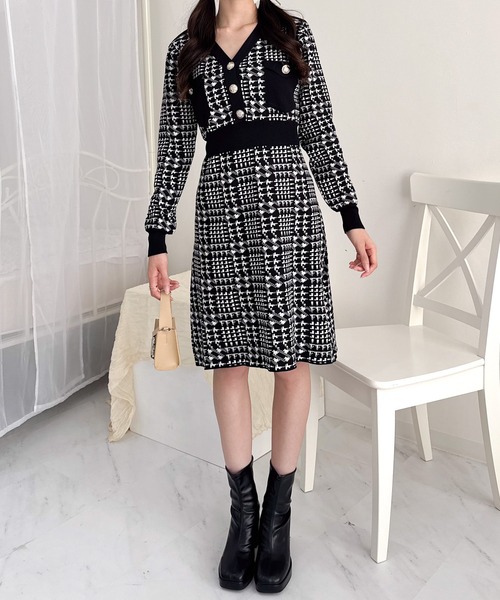 セール】【2025秋冬新作】千鳥柄 金ボタン Vネックニットワンピース