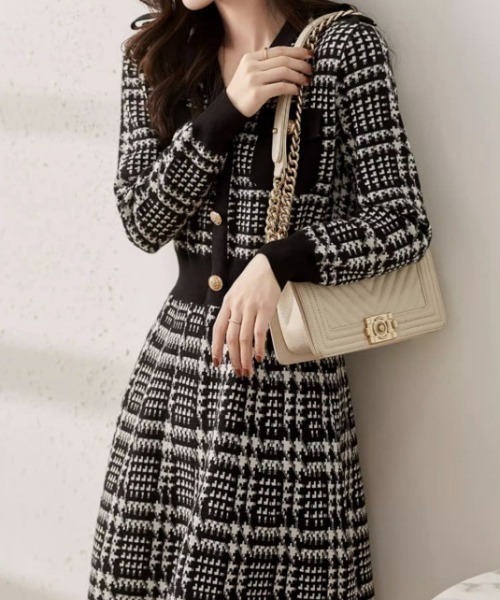 Mejoul（メジュール）の「千鳥柄 ウエスト切替 ニットミニワンピース（ワンピース・レディース・ブラック/ネイビー・L/M）」の17枚目の写真