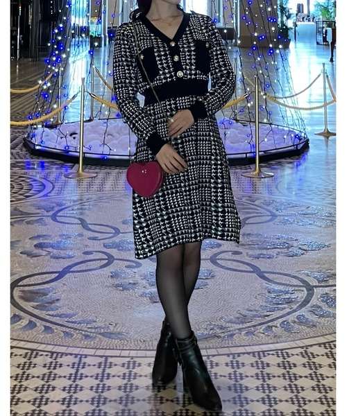 セール】【2025秋冬新作】千鳥柄 金ボタン Vネックニットワンピース