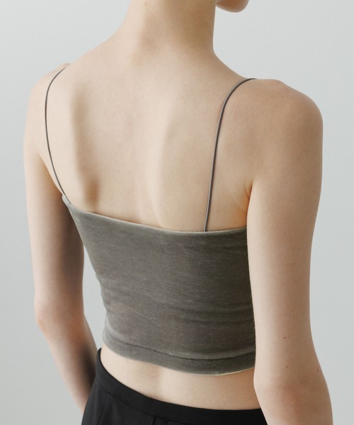 ADAM ET ROPE'（アダムエロペ）の「【EMOELLE】カップ付きベロアキャミソール（キャミソール・レディース・グレー/ブラウン系その他・FREE）」の7枚目の写真