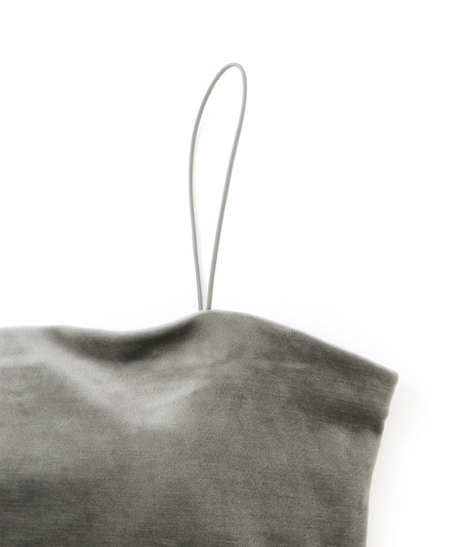 ADAM ET ROPE'（アダムエロペ）の「【EMOELLE】カップ付きベロアキャミソール（キャミソール・レディース・グレー/ブラウン系その他・FREE）」の14枚目の写真