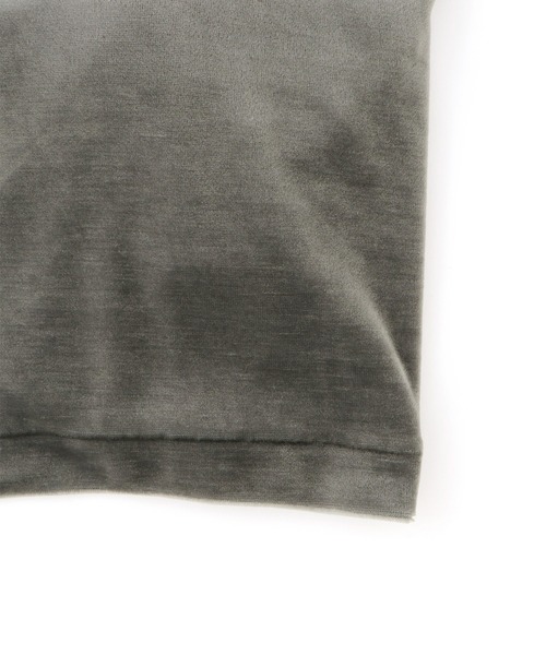 ADAM ET ROPE'（アダムエロペ）の「【EMOELLE】カップ付きベロアキャミソール（キャミソール・レディース・グレー/ブラウン系その他・FREE）」の15枚目の写真