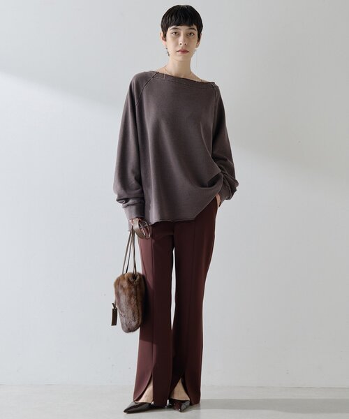 Whim Gazette(ウィムガゼット)の「オフショル裏毛プルオーバー(スウェット・レディース・チャコールグレー/ブラウン/ベージュ・FREE)」の13枚目の写真