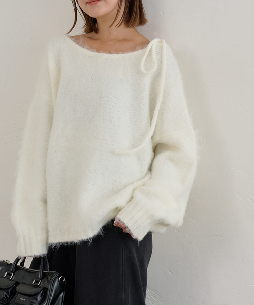 U by SPICK&SPAN(ユーバイスピックアンドスパン)の「アシメオフショルシャギーニット(ニット/セーター・レディース・ホワイト/ブラウン・FREE)」の20枚目の写真