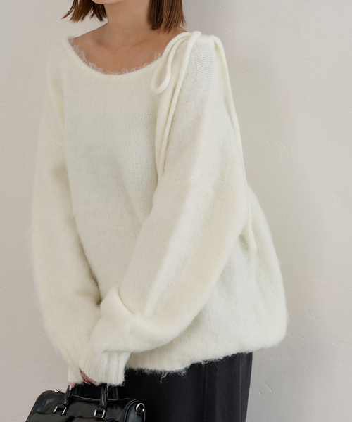 U by SPICK&SPAN(ユーバイスピックアンドスパン)の「アシメオフショルシャギーニット(ニット/セーター・レディース・ホワイト/ブラウン・FREE)」の21枚目の写真