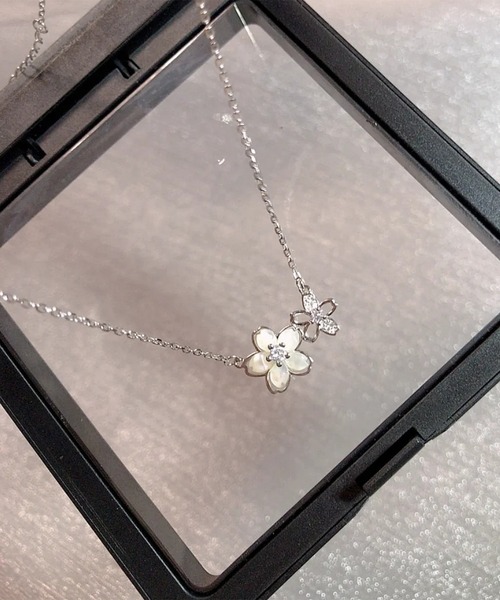 Lace Ladies（レースレディース）の「ツイン フラワー モチーフ ビジュー ネックレス（ネックレス・レディース・シルバー/ゴールド・FREE）」の20枚目の写真