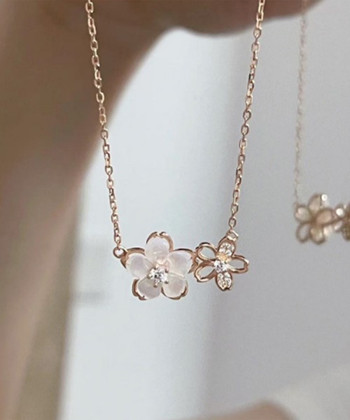 Lace Ladies（レースレディース）の「ツイン フラワー モチーフ ビジュー ネックレス（ネックレス・レディース・シルバー/ゴールド・FREE）」の12枚目の写真