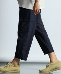 LANVIN en Bleu（ランバンオンブルー）の「ライトポンチ ジャージ素材 クロップド カーゴパンツ（カーゴパンツ）」