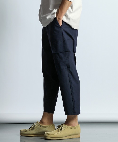 LANVIN en Bleu（ランバンオンブルー）の「ライトポンチ ジャージ素材 クロップド カーゴパンツ（カーゴパンツ・メンズ・ネイビー/カーキ・50/48/46/52）」の9枚目の写真