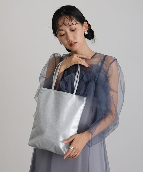 atlo（アトロ）の「パーティーバッグ ラメ バッグ 大きめ サブバッグ 上品 披露宴 二次会 謝恩会 結婚式 フォーマル 入学式 卒業式 レディース バッグ ドレス フォーマル ドレス 20代30代40代 春 夏 秋冬 母 お呼ばれ（エコバッグ/サブバッグ・レディース・ゴールド/シルバー/ブラック・FREE）」の8枚目の写真