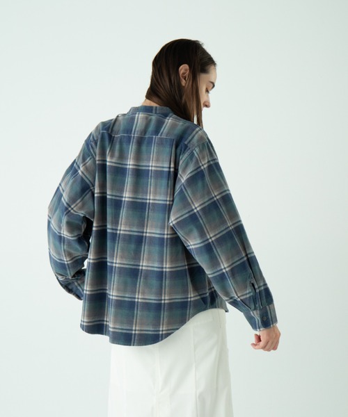 PENDLETON(ペンドルトン)の「ドルマンシャツ(シャツ/ブラウス・レディース・コーラルピンク/グリーン系その他/サックスブルー/ブルー系その他2/アイボリー・ONE SIZE)」の12枚目の写真