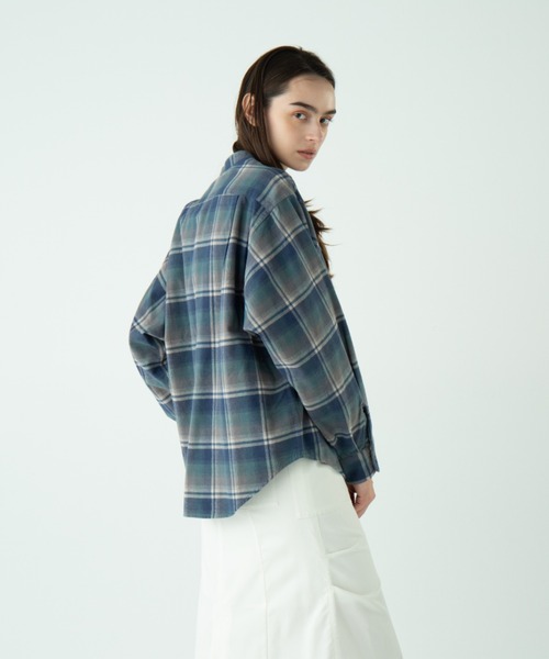 PENDLETON(ペンドルトン)の「ドルマンシャツ(シャツ/ブラウス・レディース・コーラルピンク/グリーン系その他/サックスブルー/ブルー系その他2/アイボリー・ONE SIZE)」の13枚目の写真