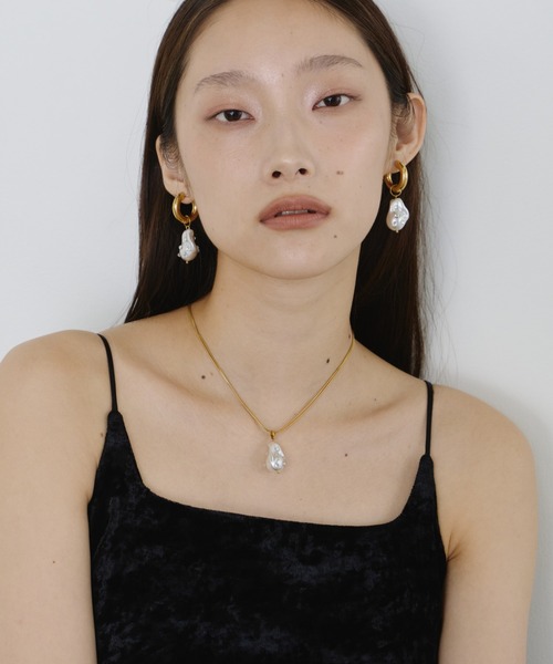 ANDRESD(アンドレスド)の「バロックパールピアス / baroque pearl pierce(ピアス(両耳用)・レディース・ゴールド/シルバー・FREE)」の18枚目の写真