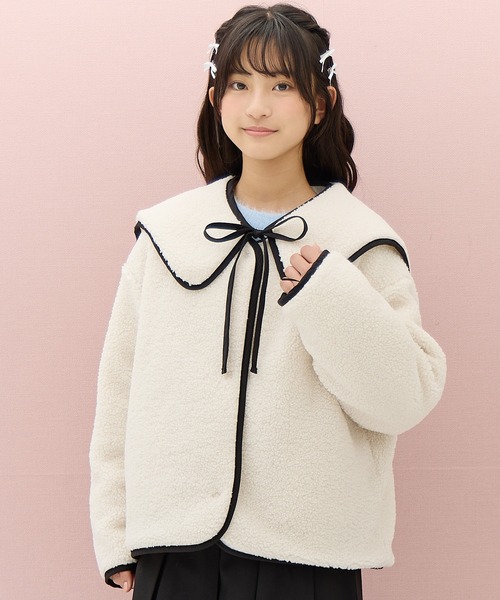 Amourire girl（アムリールガール）の「ボア×キルティング リバーシブル中綿ジャケット（ブルゾン・キッズ・ブラック/オフホワイト・130cm/140cm/150cm/160cm）」の2枚目の写真