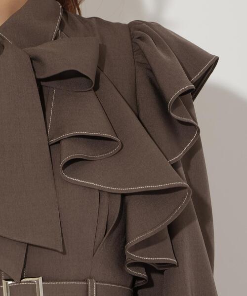 AND COUTURE(アンドクチュール)の「フリルケープ7分袖ワンピース(ワンピース・レディース・ネイビー/ダークブラウン/チャコールグレー・FREE)」の18枚目の写真