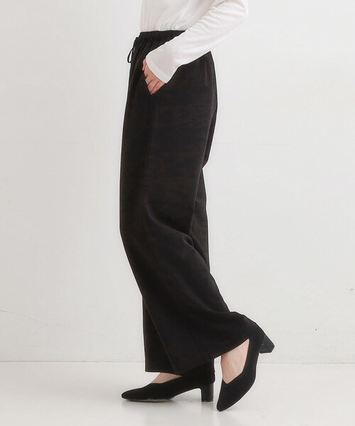 SHOO・LA・RUE（シューラルー）の「【S-LL/体型カバー】上品なとろみが魅力 イージーワイドパンツ（その他パンツ・レディース・ブラック/チャコールグレー・01/02/03/04）」の8枚目の写真