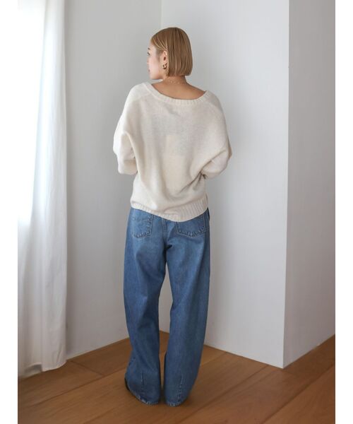 Ungrid（アングリッド）の「ラムウールVネックニット（ニット/セーター・レディース・ライトグレー/レッド/キャメル/アイボリー・FREE）」の16枚目の写真