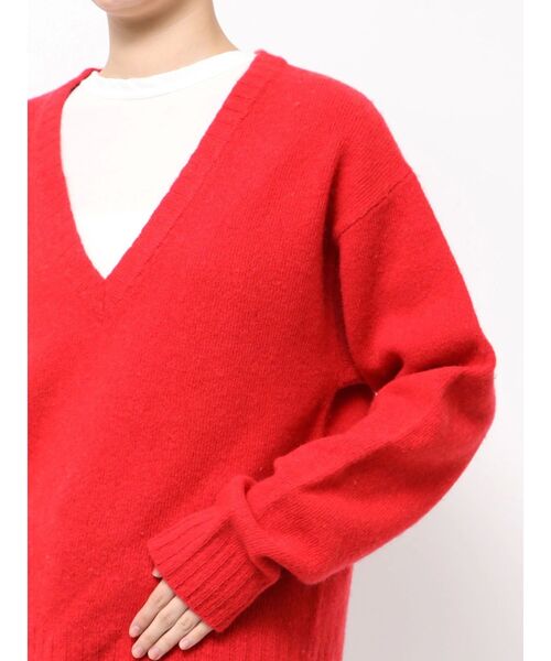 Ungrid（アングリッド）の「ラムウールVネックニット（ニット/セーター・レディース・ライトグレー/レッド/キャメル/アイボリー・FREE）」の9枚目の写真