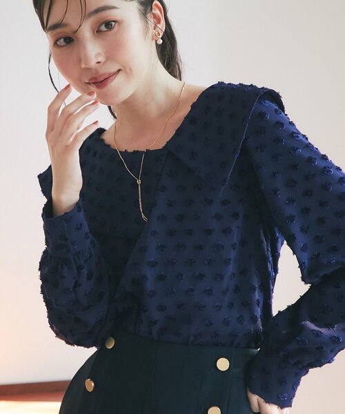 La boutique BonBon(ラブティックボンボン)の「【小顔見え】アシメビッグカラードットジャガードブラウス(シャツ/ブラウス・レディース・ホワイト/ネイビー・FREE)」の22枚目の写真