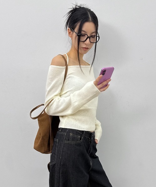 BLACKUP（ブラックアップ）の「[MADE] コチェナオフショルダーニット（ニット/セーター・レディース・ブラック/アイボリー・FREE）」の10枚目の写真