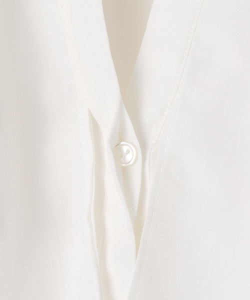 LEPSIM（レプシィム）の「フリルカラーブラウス　582431（シャツ/ブラウス・レディース・オフホワイト/ブラック・FREE）」の13枚目の写真