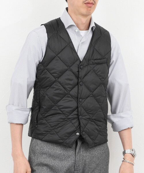 TAION(タイオン)の「《ビジカジ対応》【TAION/タイオン】SINGLE SNAP BUTTON DOWN GILET 25AW(ダウンベスト・メンズ・チャコールグレー/ブラック/ダークネイビー・XL/XXL/M/L)」の2枚目の写真