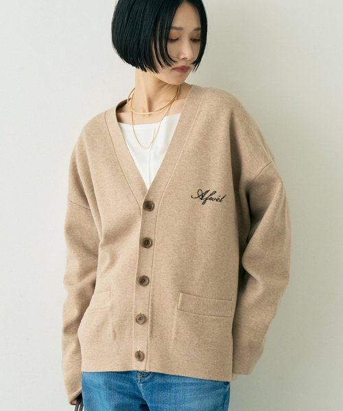 St.Johns 3rd club(セントジョンズサードクラブ)の「【ST.JOHNS 3RD CLUB/セントジョンズサードクラブ】ロゴカーディガン(カーディガン/ボレロ・レディース・ベージュ/ダークブラウン・フリー)」の2枚目の写真