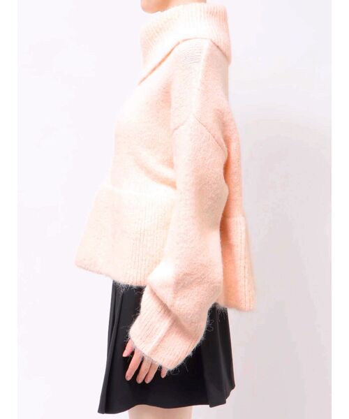 MERCURYDUO（マーキュリーデュオ）の「【WEB限定カラーあり】オフタートルペプラムニット（ニット/セーター・レディース・グレー/オフホワイト/イエロー/ベビーピンク・FREE）」の9枚目の写真