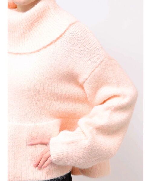 MERCURYDUO（マーキュリーデュオ）の「【WEB限定カラーあり】オフタートルペプラムニット（ニット/セーター・レディース・グレー/オフホワイト/イエロー/ベビーピンク・FREE）」の12枚目の写真