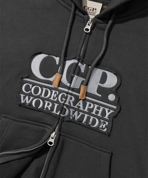 codegraphy(コードグラフィー)の「(Women) Square Point Hooded Zip-up CBEWWTC030(パーカー・レディース・アッシュグレー/スミクロ・SMALL/MEDIUM)」の4枚目の写真