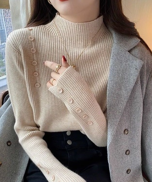 Beststore(ベストストア)の「リブニットセーター カットソー長袖 春秋冬(ニット/セーター・レディース・ホワイト/ブラック/ブラウン/ベージュ/ライトベージュ・FREE)」の4枚目の写真