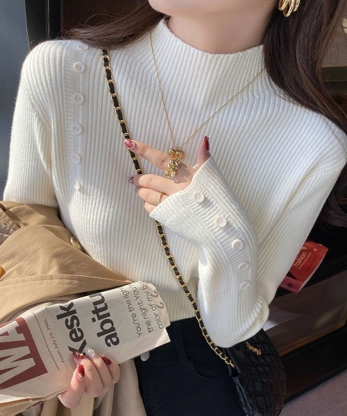 Beststore(ベストストア)の「リブニットセーター カットソー長袖 春秋冬(ニット/セーター・レディース・ホワイト/ブラック/ブラウン/ベージュ/ライトベージュ・FREE)」の8枚目の写真