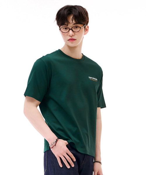 CHASECULT(チェイスカルト)の「ユニセックスドローインググラフィック半袖Tシャツ-グリーン(Tシャツ/カットソー・メンズ・グリーン・90/100/95/105)」の3枚目の写真